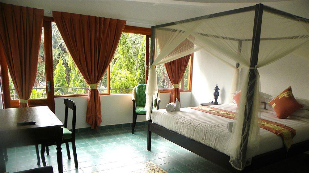The Willow Boutique Hotel Phnom Penh Exterior foto